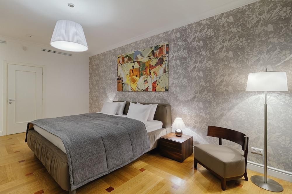 Cityhotel Apartments Kiev Bagian luar foto