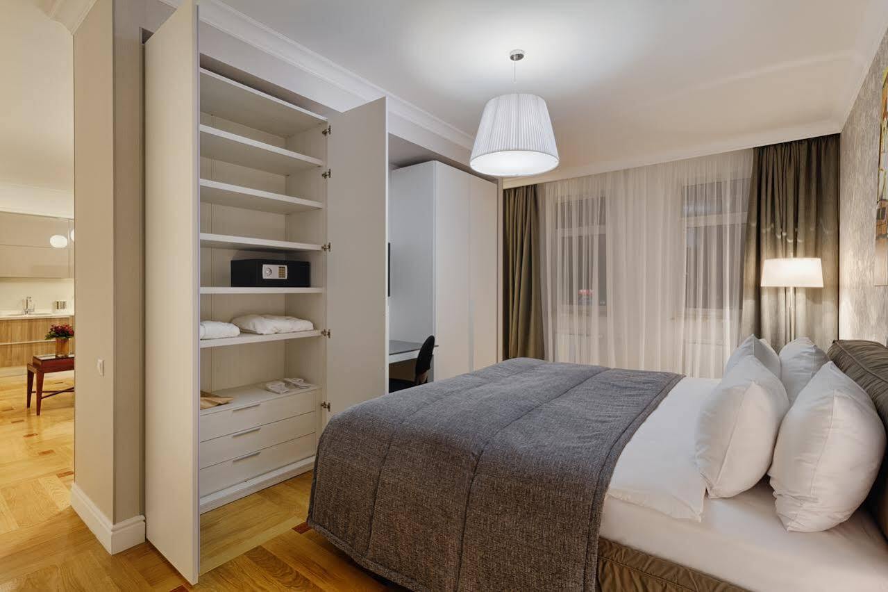 Cityhotel Apartments Kiev Bagian luar foto